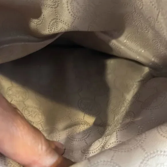 Michael Kors signature fold over, jet set convertible, shoulder bag - Picture 5 of 13